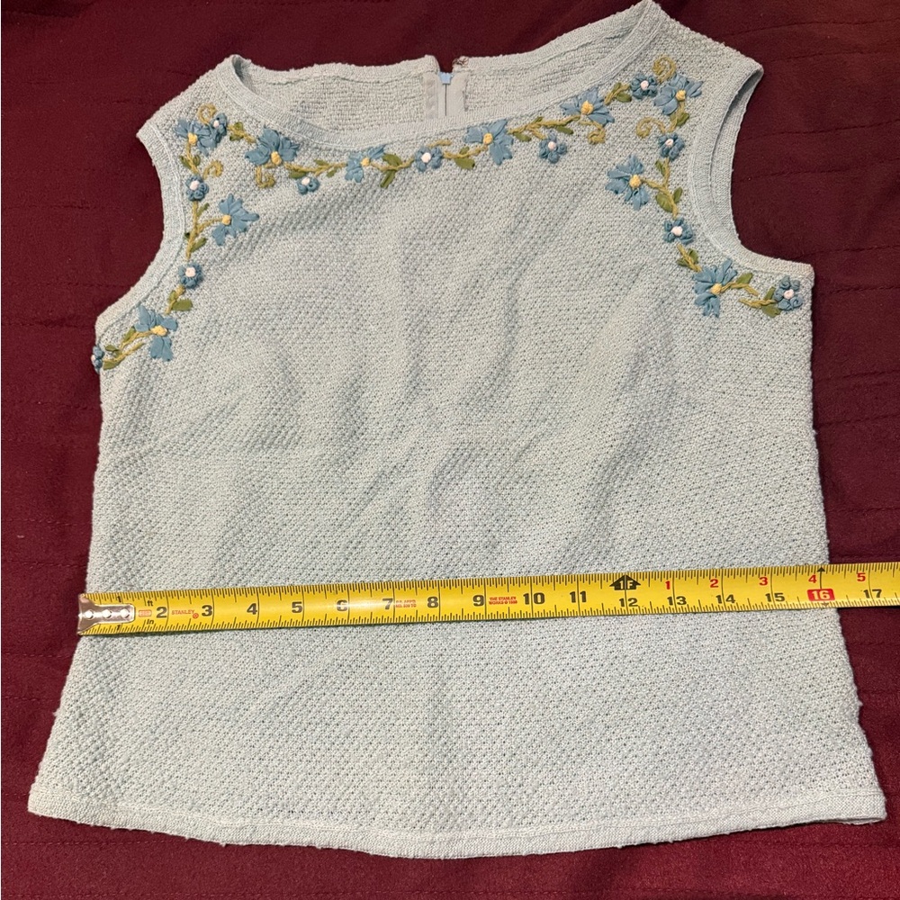 Vintage Mint Green Sleeveless Top and Skirt Set with Floral Ribbon Embroidery - Picture 5 of 10